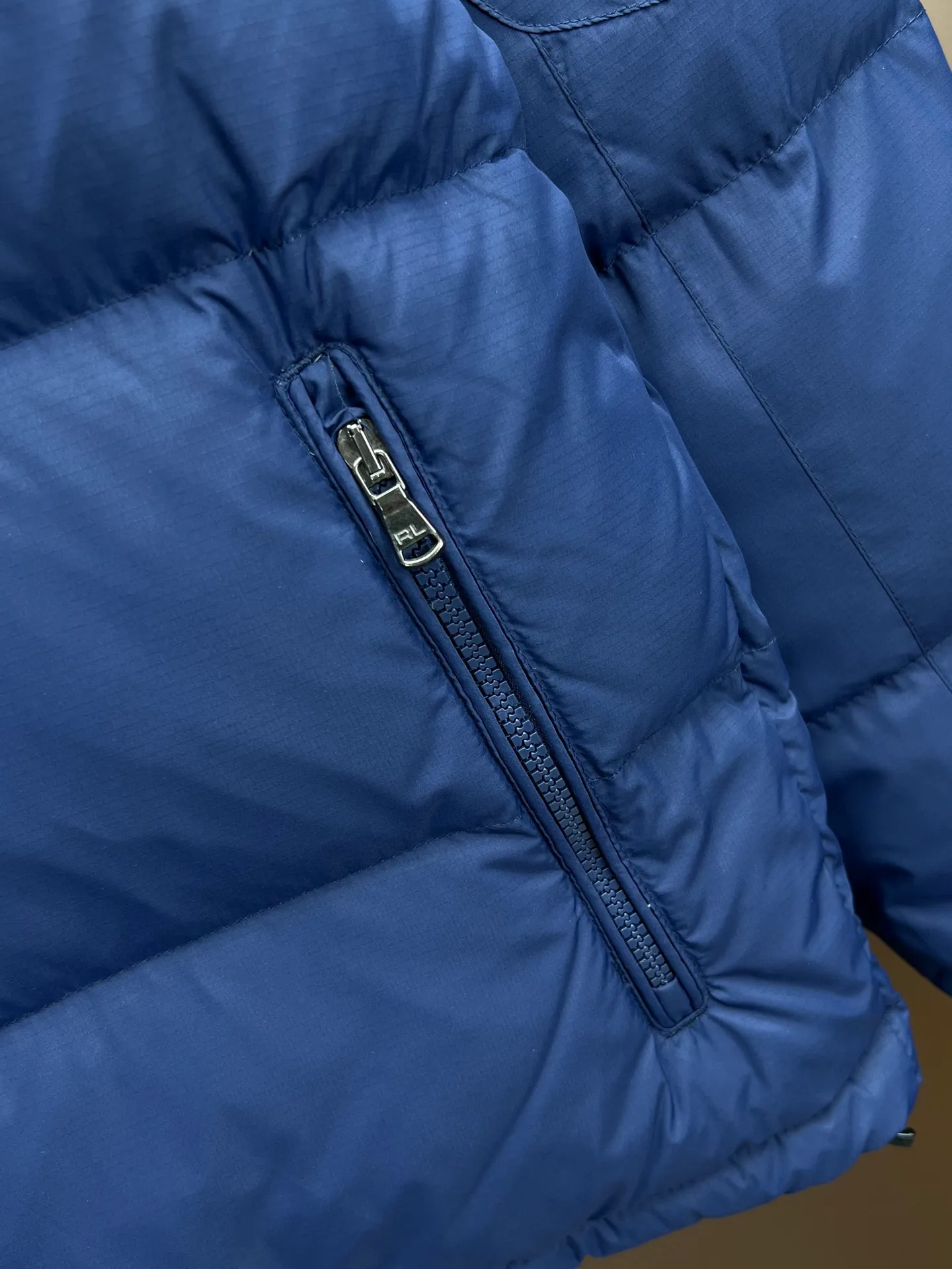 P800 Ralph Lauren classic down jacket, 80% white duck down filling, customized hardware, waterproof and anti-static fabric, three-layer lining to prevent velvet running, color, blue, black, size smLXL